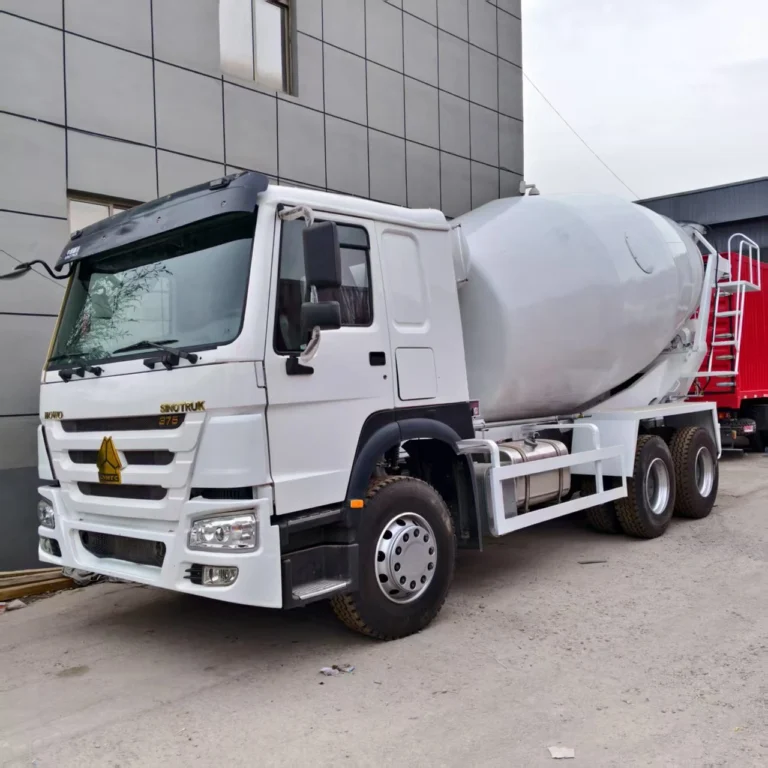 12-14 cbm Right-Hand Drive Concrete Mixer Truck