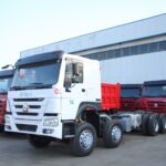 HOWO 6x4 375 hp Semi Trailer Tractor Truck product photo 1
